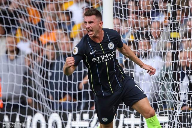  普劳斯直接任意球破门维拉战平曼城